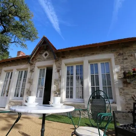 House L'orangerie *